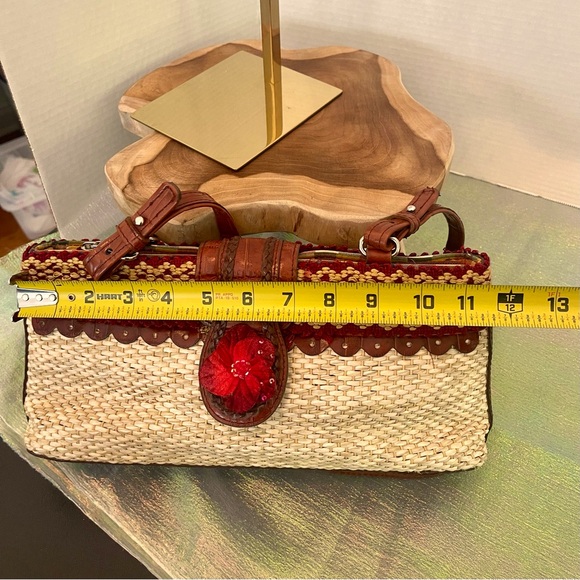 M.C. Marc Chantal  Vintage Shoulder Bag. Good pre-owned condition - Picture 11 of 12